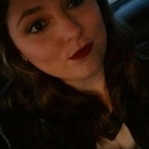 Meet your Posher, Leslie